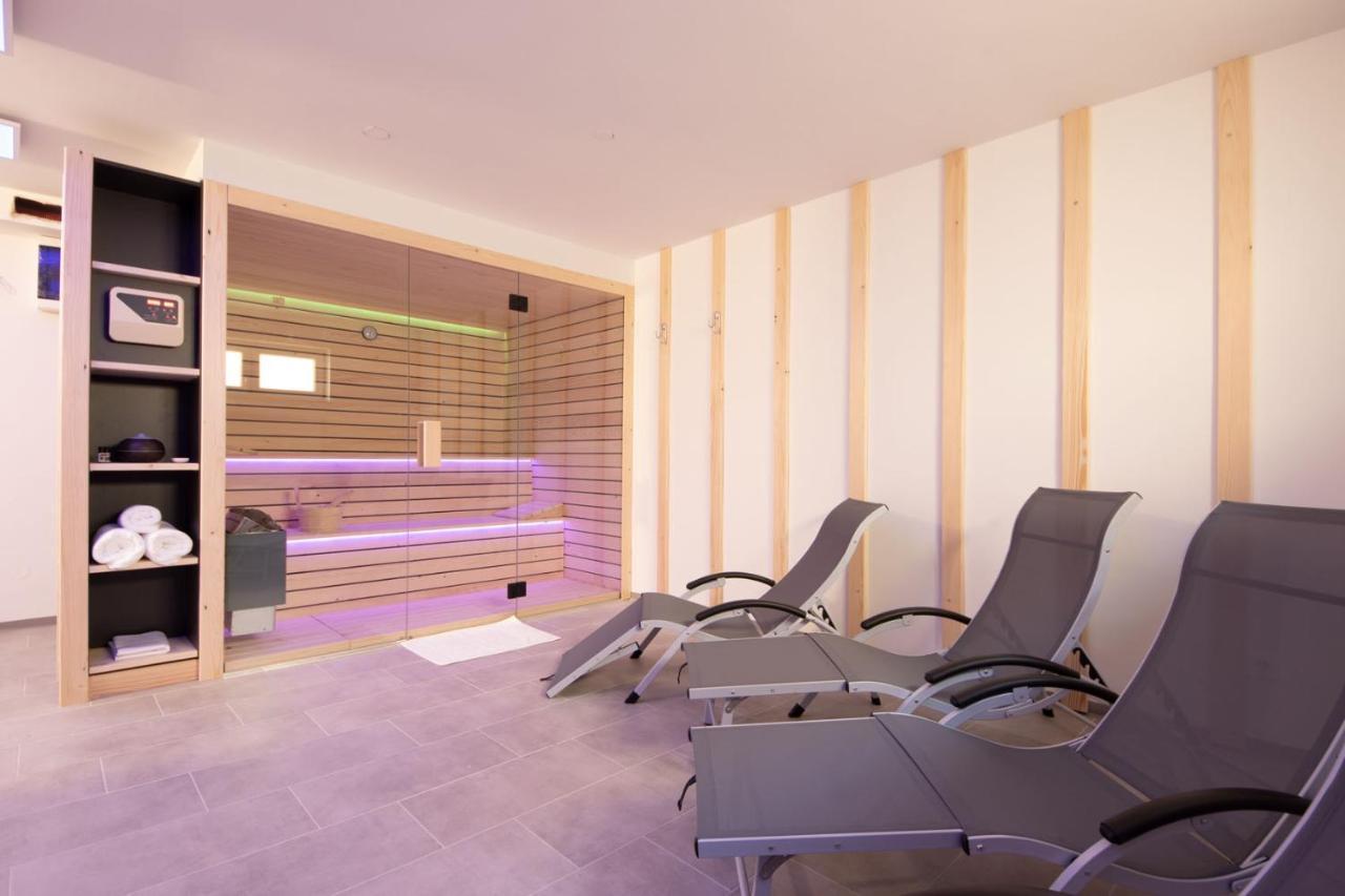 Chic Apartments With Balcony And Spa In Mojstrana Exterior photo