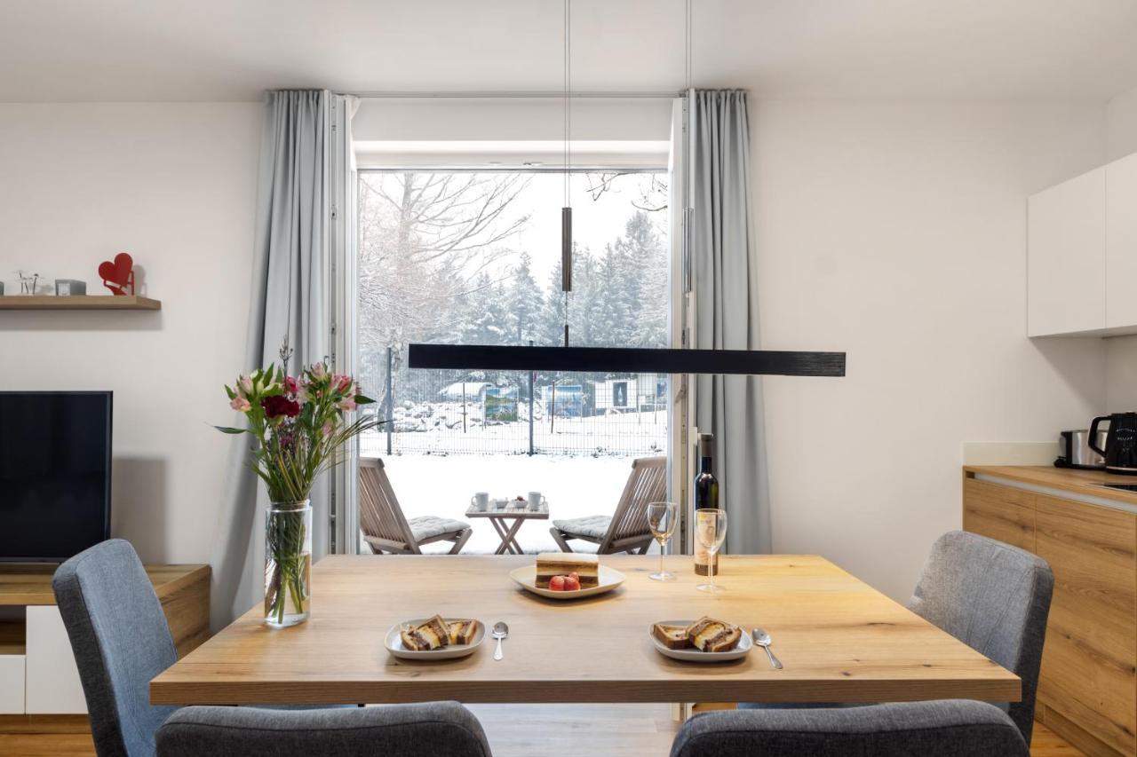 Chic Apartments With Balcony And Spa In Mojstrana Exterior photo